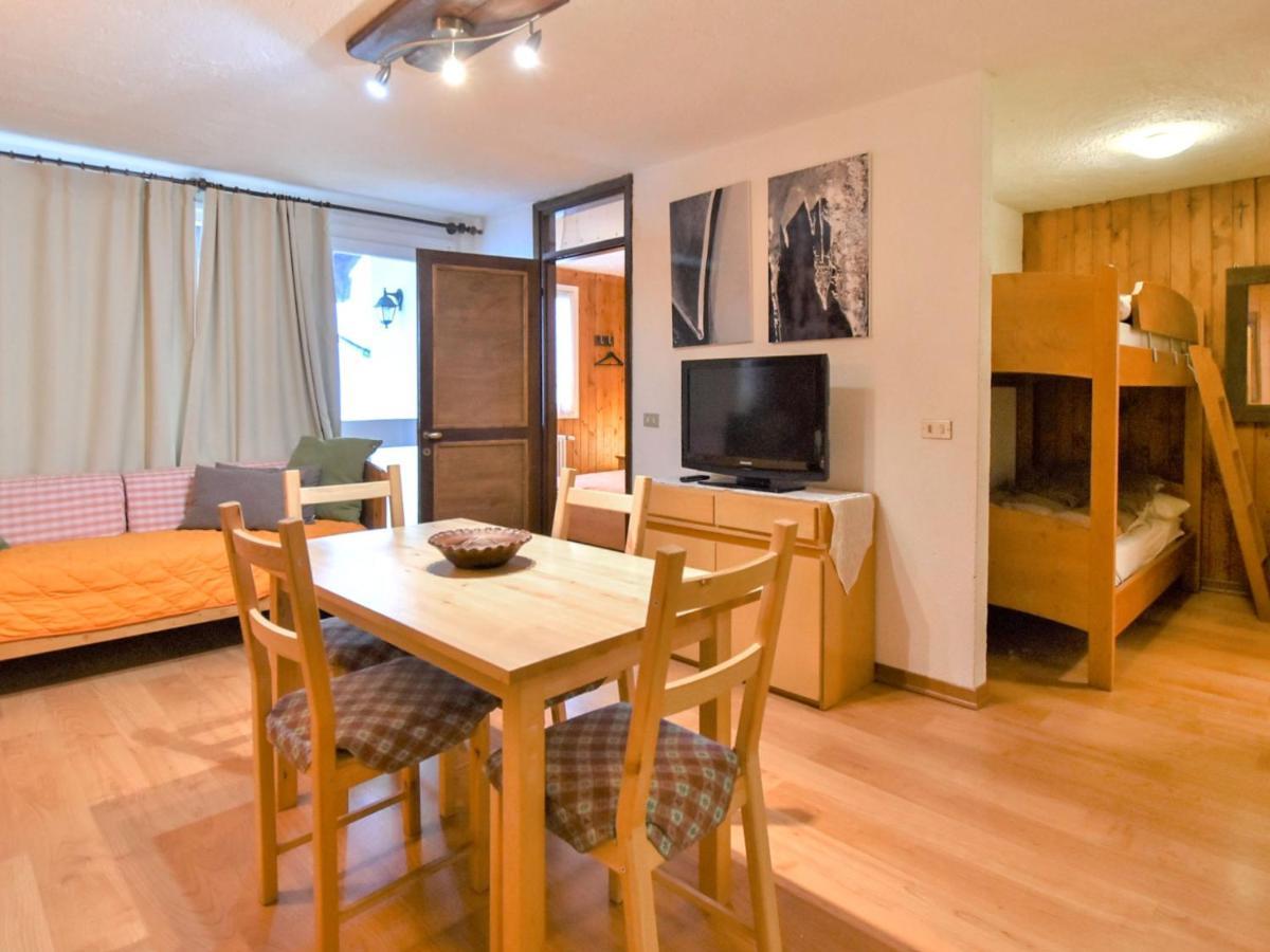Apartment Fienili Di Brenta-2 By Interhome Madonna di Campiglio Bagian luar foto