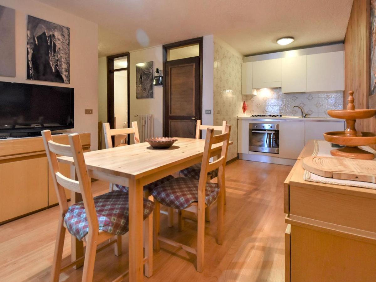 Apartment Fienili Di Brenta-2 By Interhome Madonna di Campiglio Bagian luar foto