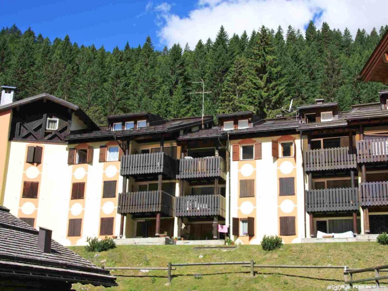 Apartment Fienili Di Brenta-2 By Interhome Madonna di Campiglio Bagian luar foto